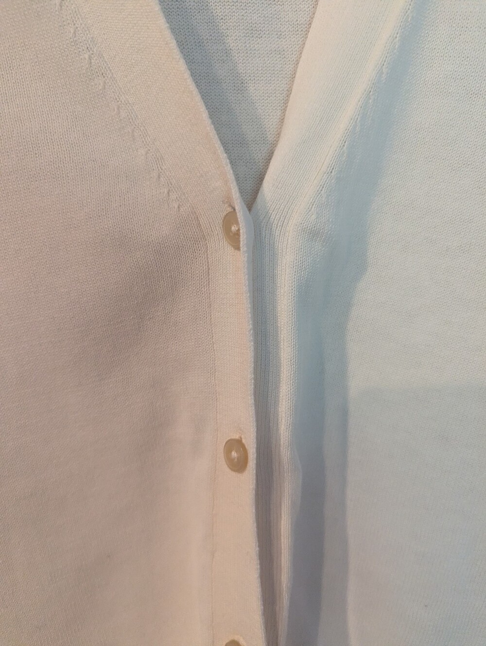 MADEWELL Lightweight Cream V-Neck Button Cardigan Sweater Medium - Picture 6 of 9